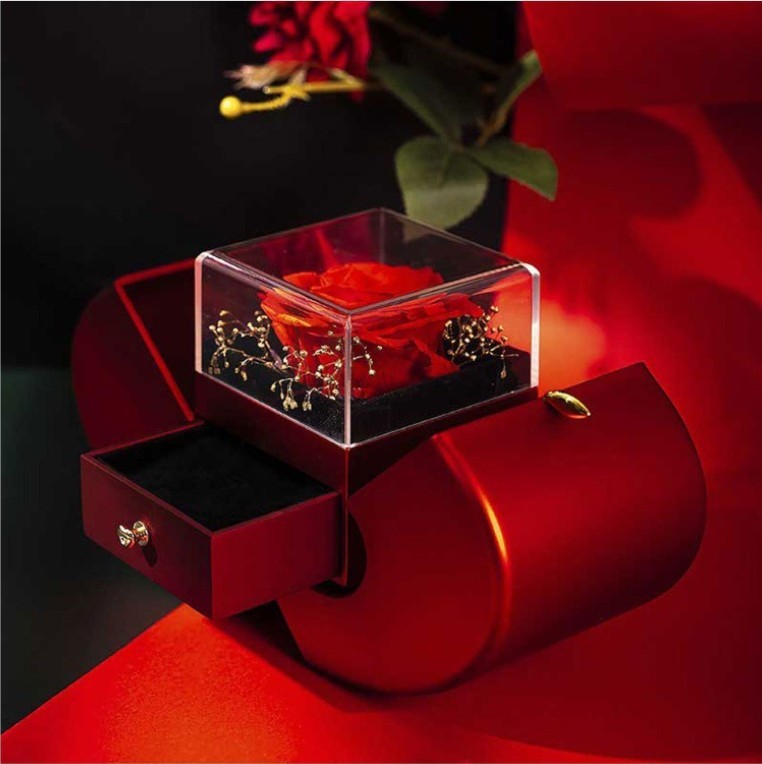 Coffret Cadeau Pomme Rouge avec Rose Éternelle et Collier