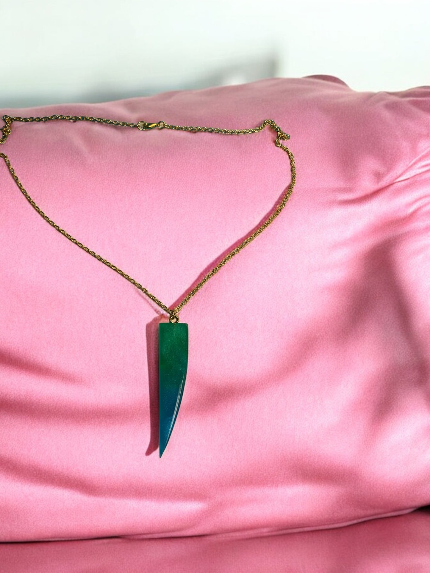 Collier Pendentif Artisanal - Dégradé Bleu Vert Fait Main