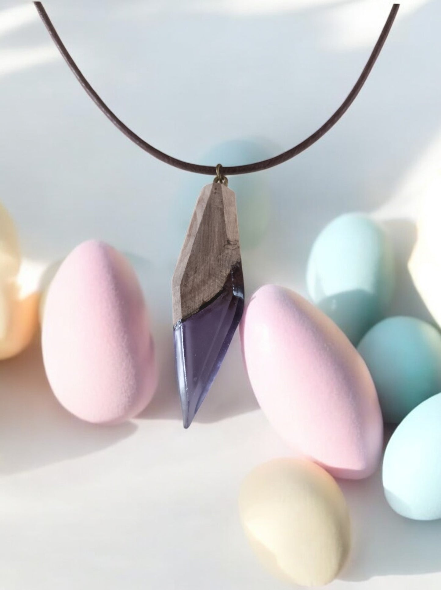 Collier en Résine et Bois "Crête du Crépuscule" - Création Artisanale - Créafun77