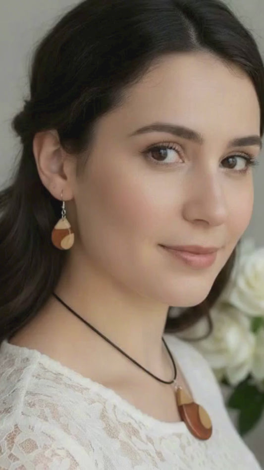 Bijoux en Bois et Résine, Faits Main avec Passion.